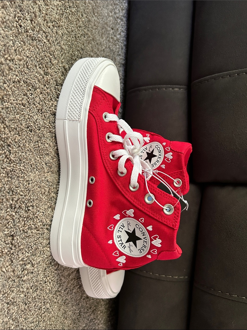 Converse Kids/womens Red High-Top Platform Heart Patch Sneakers
Size 7.5